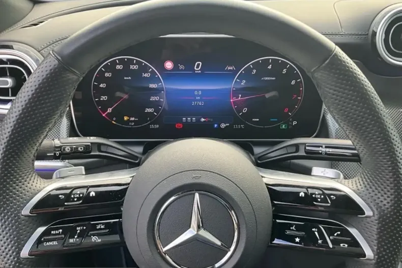 Mercedes-Benz GLC 200 (Clasa GLC) din 2024 cu 27.800 km - oferta MER205946 - foto 12