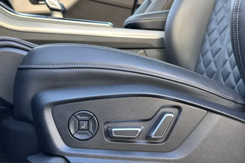 Audi Q7 din 2024 cu 10.956 km - oferta AUD205950 - foto 10