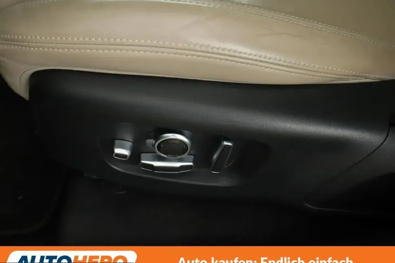 Land Rover Range Rover Velar din 2021 cu 97.263 km - oferta LAN205958 - foto 26