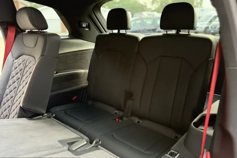 Audi Q7 din 2024 cu 29.800 km - oferta AUD205963 - foto 12