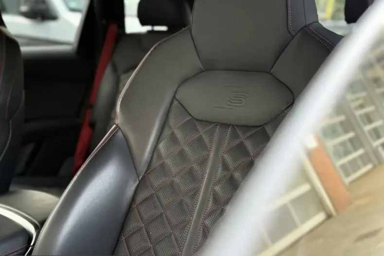 Audi Q7 din 2024 cu 29.800 km - oferta AUD205963 - foto 13