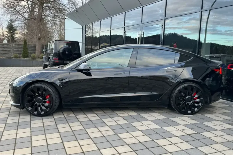 Tesla Model 3 din 2021 cu 74.900 km - oferta TES205968 - foto 2