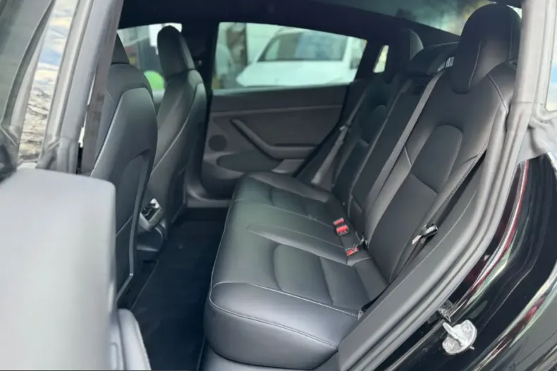 Tesla Model 3 din 2021 cu 74.900 km - oferta TES205968 - foto 16