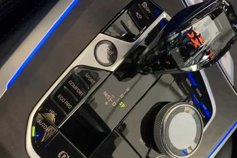 BMW X5 (Seria X) din 2023 cu 49.552 km - oferta BMW205975 - foto 11