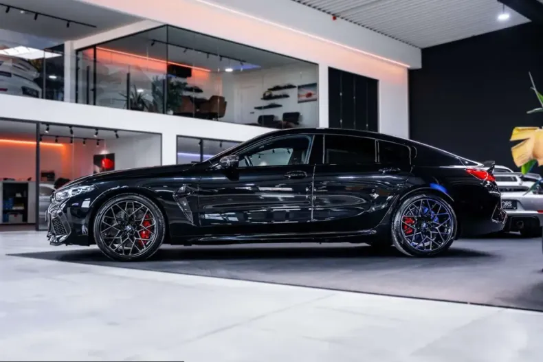 BMW M8 (Seria 8) din 2022 cu 33.371 km - oferta BMW205978 - foto 2