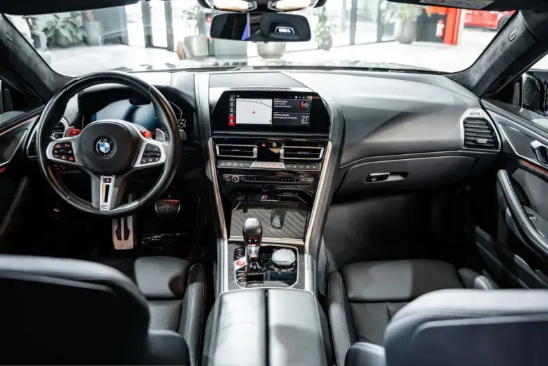 BMW M8 (Seria 8) din 2022 cu 33.371 km - oferta BMW205978 - foto 10