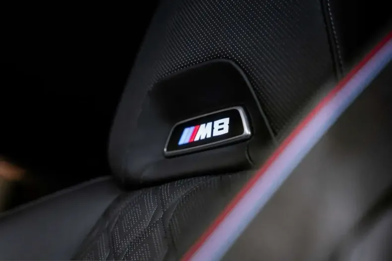 BMW M8 (Seria 8) din 2022 cu 33.371 km - oferta BMW205978 - foto 17