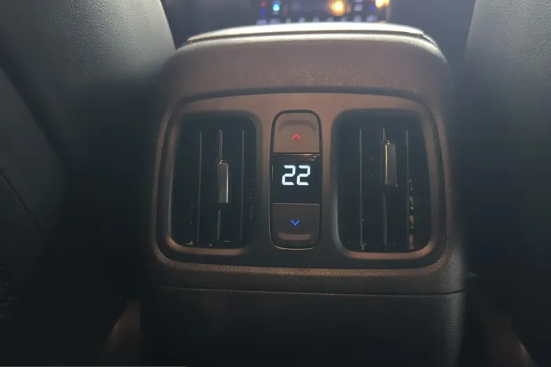 Hyundai Tucson din 2022 cu 41.000 km - oferta HYU205979 - foto 25