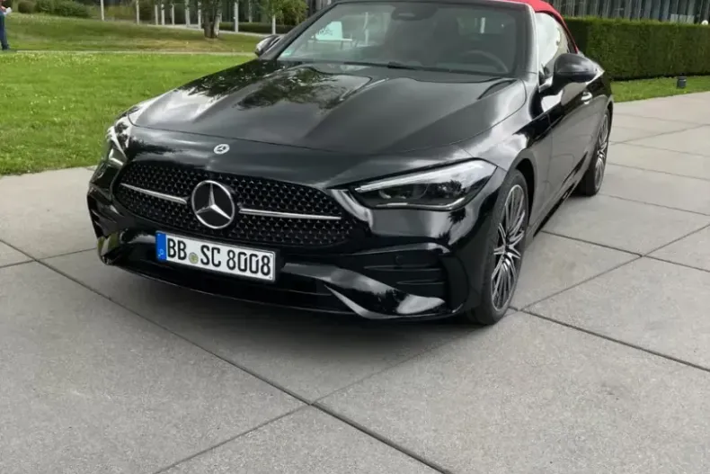 Mercedes-Benz CLE 200 (Clasa CLE) din 2025 cu 28.000 km - oferta MER205981 - foto 2