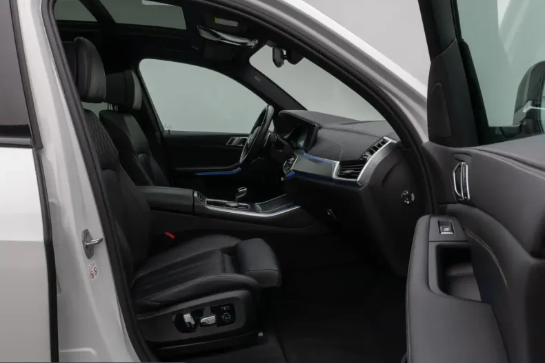 BMW X5 (Seria X) din 2022 cu 42.918 km - oferta BMW205987 - foto 23