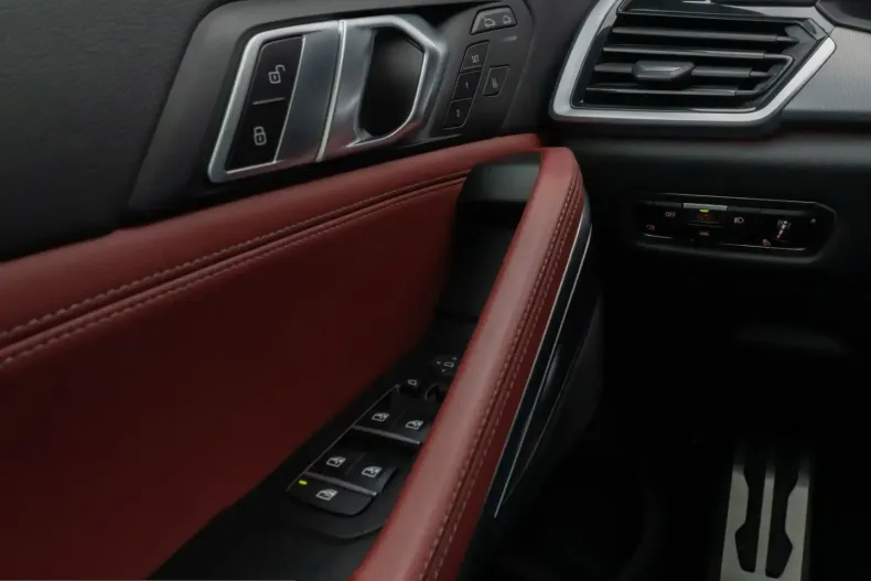 BMW X6 (Seria X) din 2022 cu 45.478 km - oferta BMW205991 - foto 33