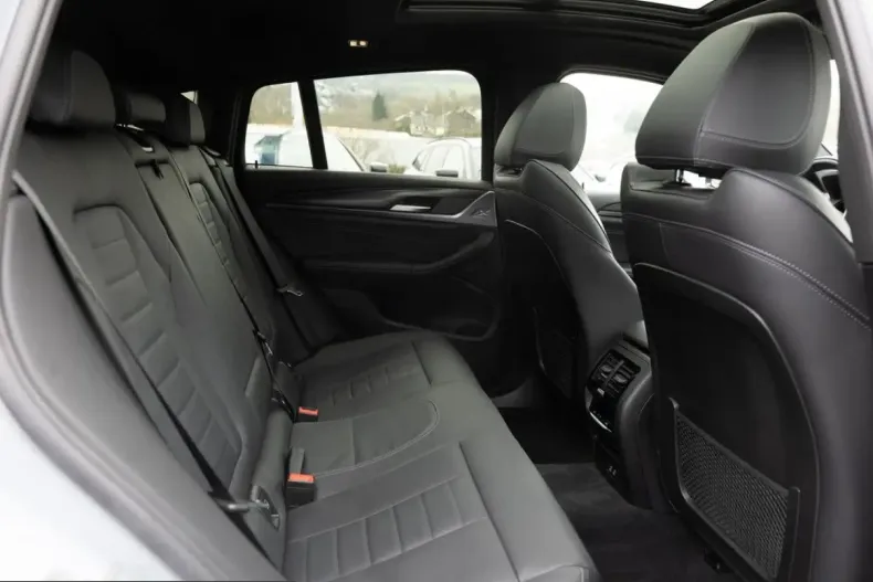 BMW X4 (Seria X) din 2024 cu 75.108 km - oferta BMW205995 - foto 8