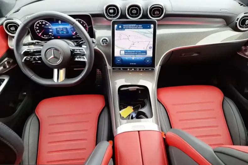 Mercedes-Benz GLC 200 (Clasa GLC) din 2024 cu 12.669 km - oferta MER205996 - foto 13