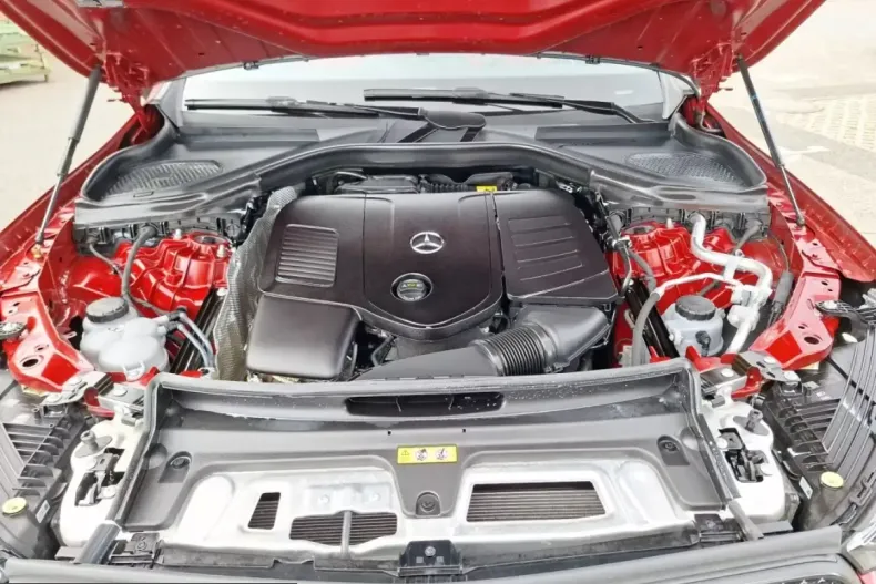 Mercedes-Benz GLC 200 (Clasa GLC) din 2024 cu 12.669 km - oferta MER205996 - foto 16