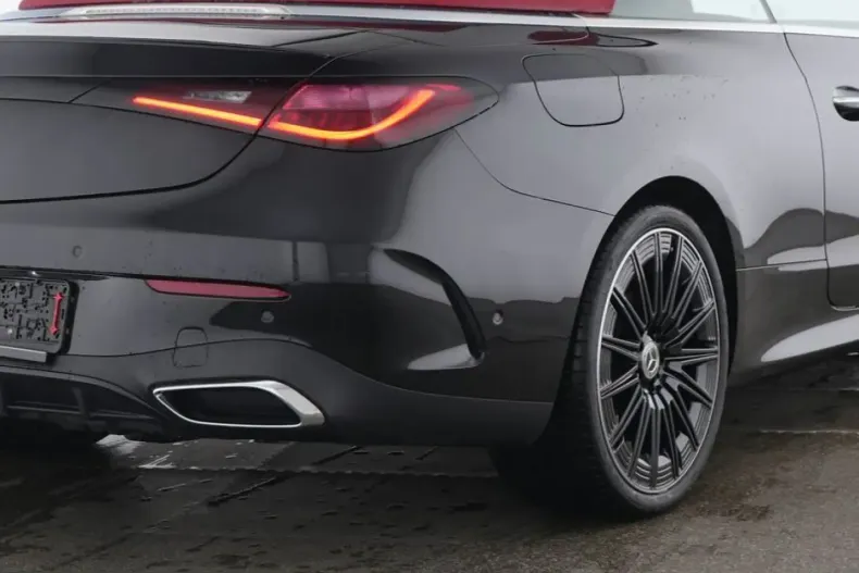 Mercedes-Benz CLE 300 (Clasa CLE) din 2024 cu 12.257 km - oferta MER206002 - foto 4