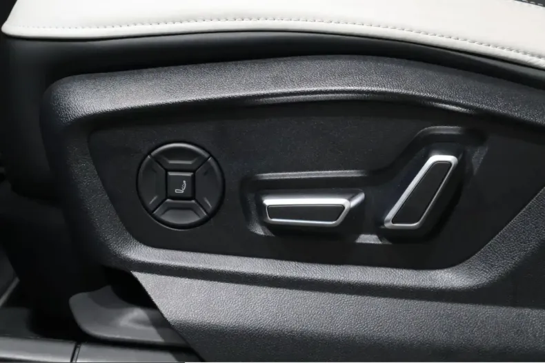 Audi RSQ8 din 2024 cu 14.226 km - oferta AUD206011 - foto 21