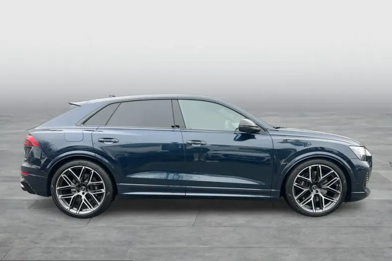 Audi RSQ8 din 2024 cu 9.256 km - oferta AUD206013 - foto 5