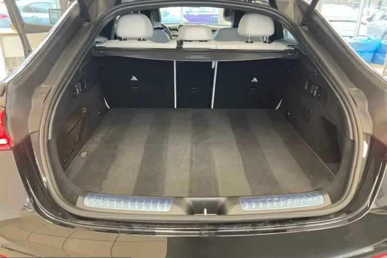 Mercedes-Benz GLC 200 (Clasa GLC) din 2024 cu 18.265 km - oferta MER206018 - foto 6