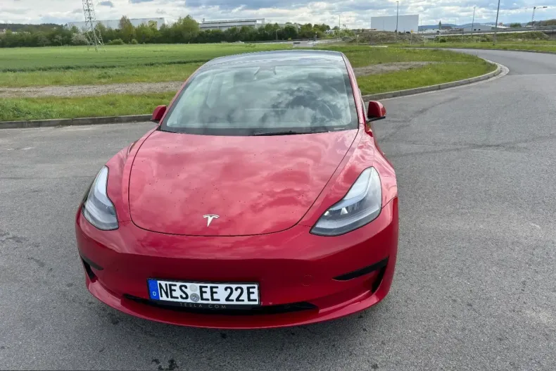 Tesla Model 3 din 2022 cu 13.475 km - oferta TES206020 - foto 3