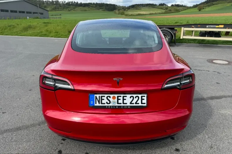 Tesla Model 3 din 2022 cu 13.475 km - oferta TES206020 - foto 6