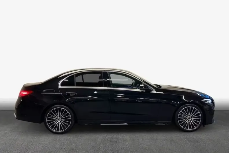 Mercedes-Benz C 200 (Clasa C) din 2026 cu 3.930 km - oferta MER206022 - foto 3