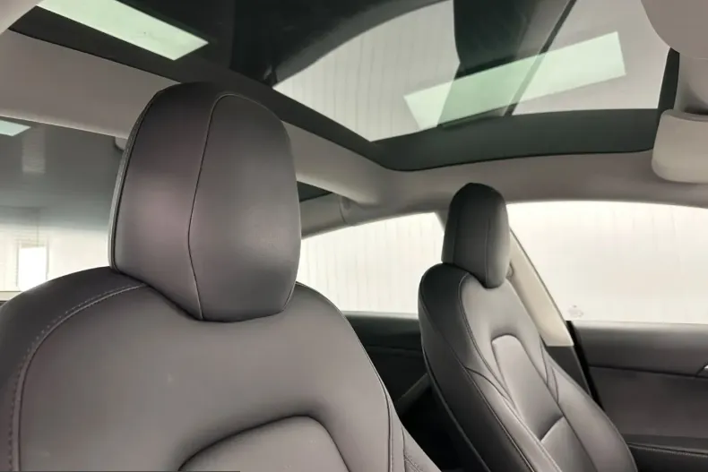 Tesla Model 3 din 2021 cu 69.000 km - oferta TES206024 - foto 38