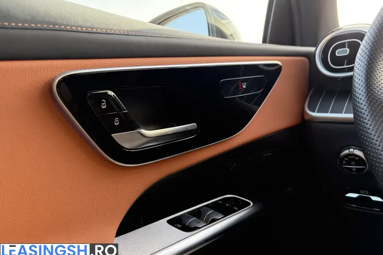 Mercedes-Benz GLC 200 (Clasa GLC) din 2025 cu 16.052 km - oferta MER206026 - foto 12