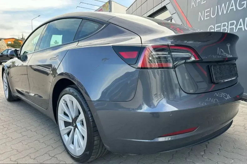 Tesla Model 3 din 2021 cu 22.961 km - oferta TES206029 - foto 5