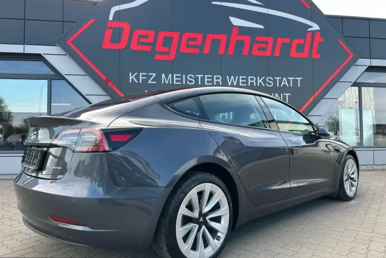 Tesla Model 3 din 2021 cu 22.961 km - oferta TES206029 - foto 10