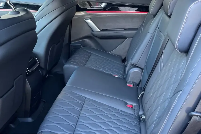 BYD Tang din 2025 cu 6.000 km - oferta BYD206030 - foto 12