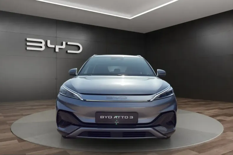 BYD ATTO 3 din 2023 cu 20.604 km - oferta BYD206031 - foto 2