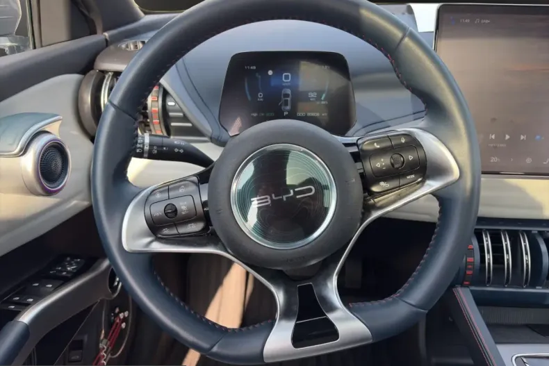 BYD ATTO 3 din 2023 cu 20.604 km - oferta BYD206031 - foto 10