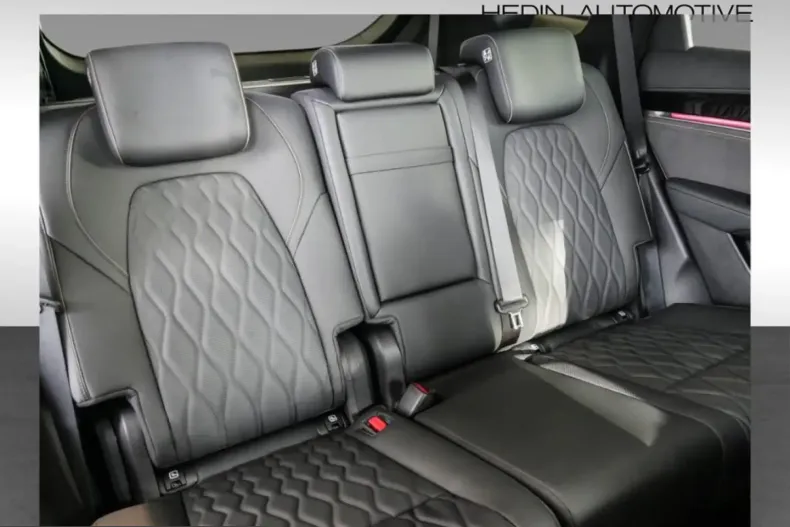 BYD Tang din 2025 cu 9.900 km - oferta BYD206036 - foto 12