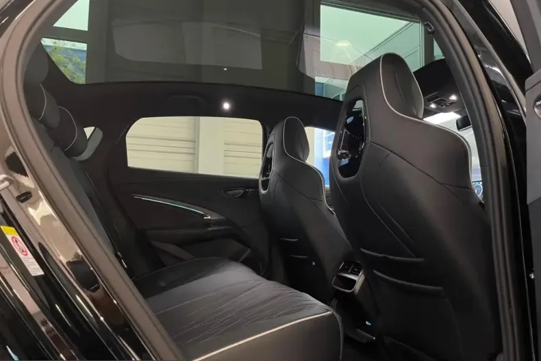 BYD Seal din 2025 cu 6.100 km - oferta BYD206037 - foto 13