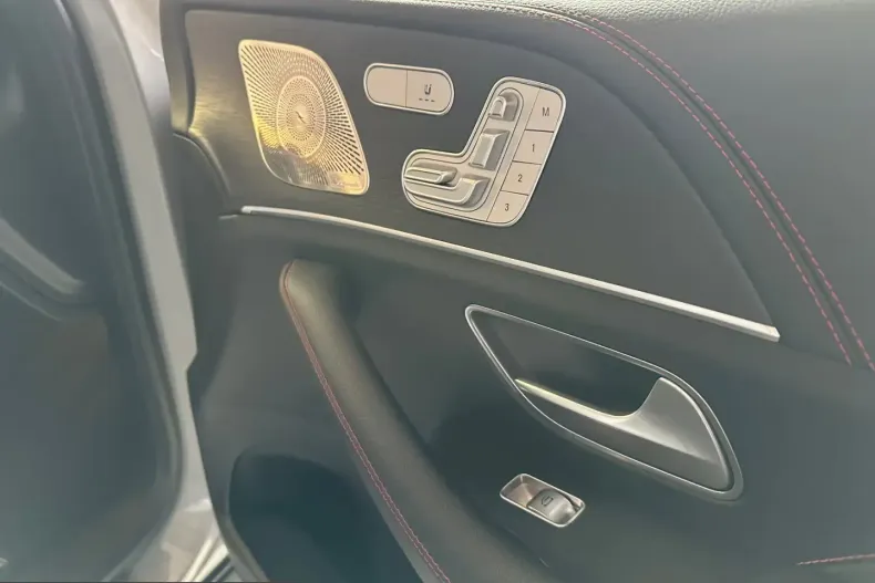 Mercedes-Benz GLE 53 AMG (Clasa GLE) din 2024 cu 18.700 km - oferta MER206038 - foto 11