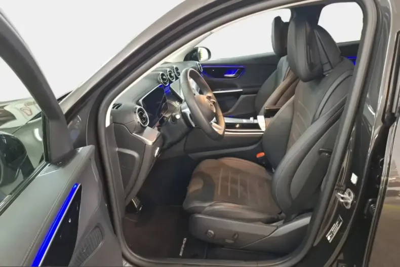 Mercedes-Benz GLC 200 (Clasa GLC) din 2024 cu 5.188 km - oferta MER206044 - foto 10