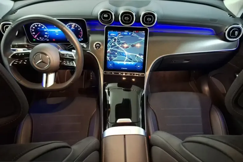 Mercedes-Benz GLC 200 (Clasa GLC) din 2024 cu 5.188 km - oferta MER206044 - foto 13