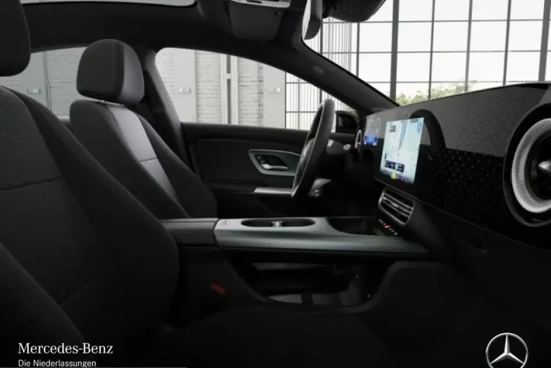 Mercedes-Benz CLA 250 (Clasa CLA) din 2025 cu 9.900 km - oferta MER206050 - foto 10