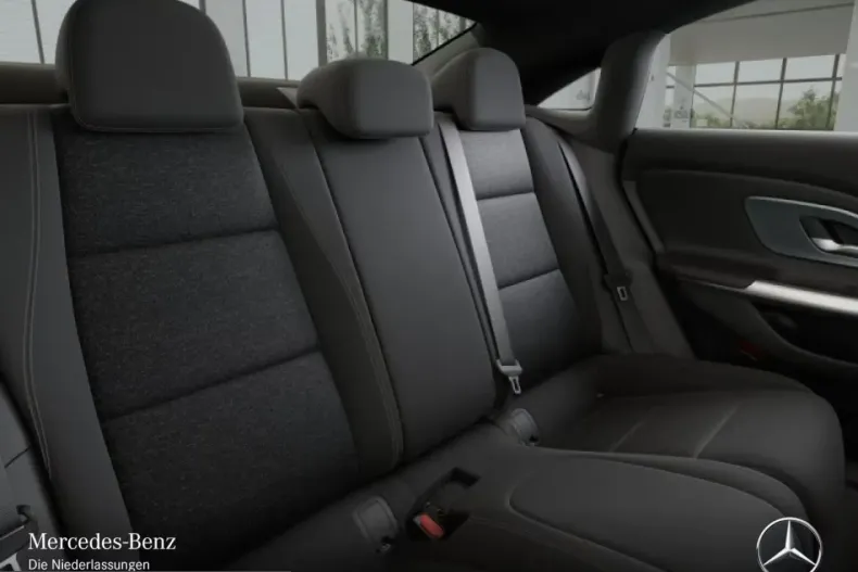 Mercedes-Benz CLA 250 (Clasa CLA) din 2025 cu 9.900 km - oferta MER206050 - foto 11