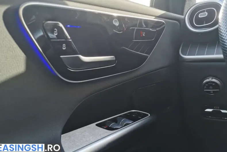 Mercedes-Benz GLC 200 (Clasa GLC) din 2024 cu 19.410 km - oferta MER206052 - foto 12