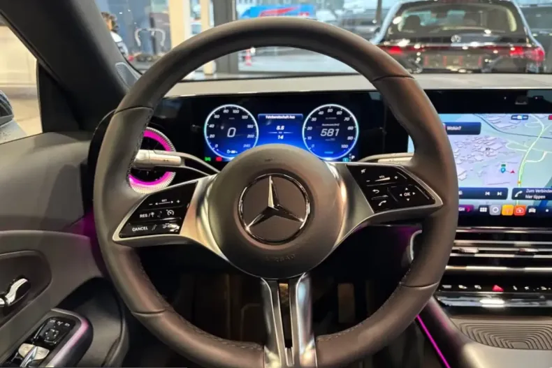 Mercedes-Benz CLA 250 (Clasa CLA) din 2025 cu 9.900 km - oferta MER206056 - foto 11