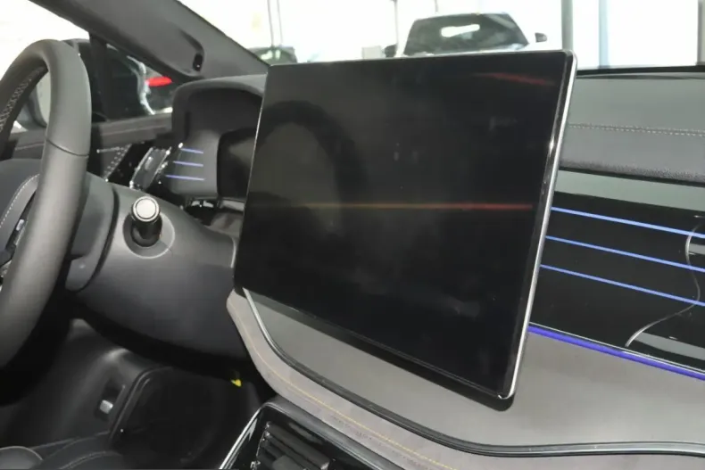 BYD Tang din 2024 cu 17.500 km - oferta BYD206067 - foto 6