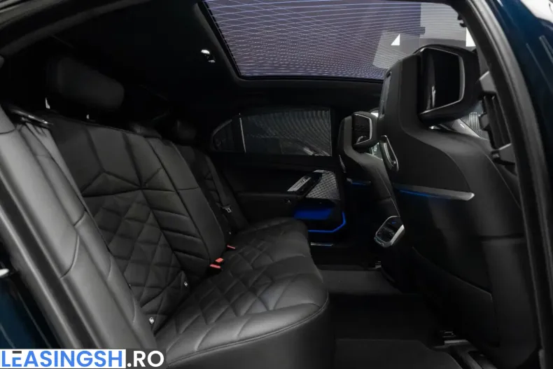 BMW 740 (Seria 7) din 2024 cu 25.300 km - oferta BMW206070 - foto 19
