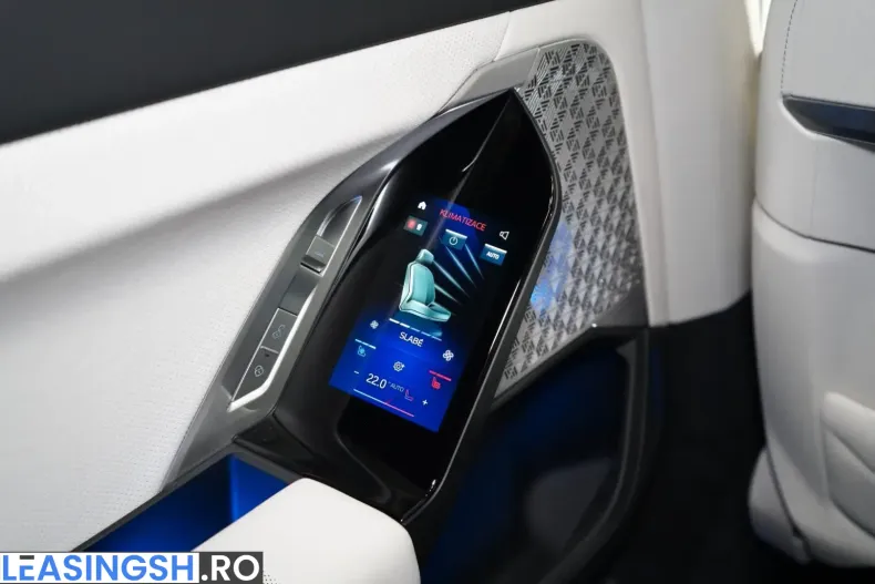 BMW 750 (Seria 7) din 2025 cu 20.724 km - oferta BMW206073 - foto 22