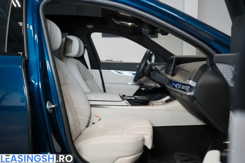 BMW 750 (Seria 7) din 2025 cu 20.724 km - oferta BMW206073 - foto 24
