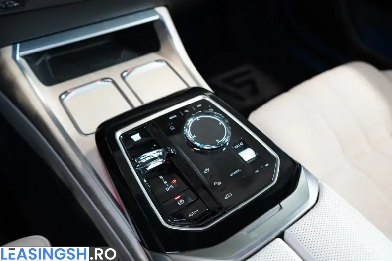 BMW 750 (Seria 7) din 2025 cu 20.724 km - oferta BMW206073 - foto 28