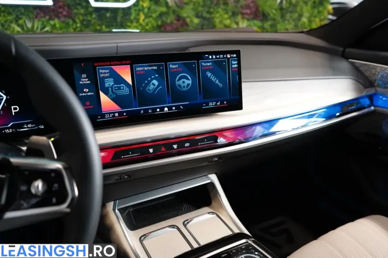 BMW 750 (Seria 7) din 2025 cu 20.724 km - oferta BMW206073 - foto 31