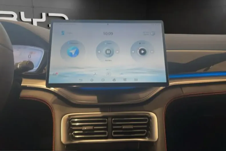 BYD Seal U din 2025 cu 19.990 km - oferta BYD206078 - foto 9