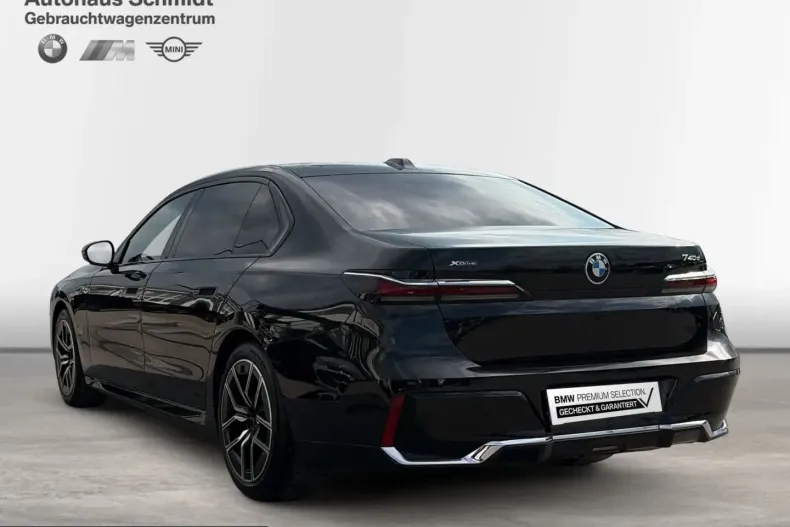 BMW 740 (Seria 7) din 2025 cu 26.135 km - oferta BMW206083 - foto 3