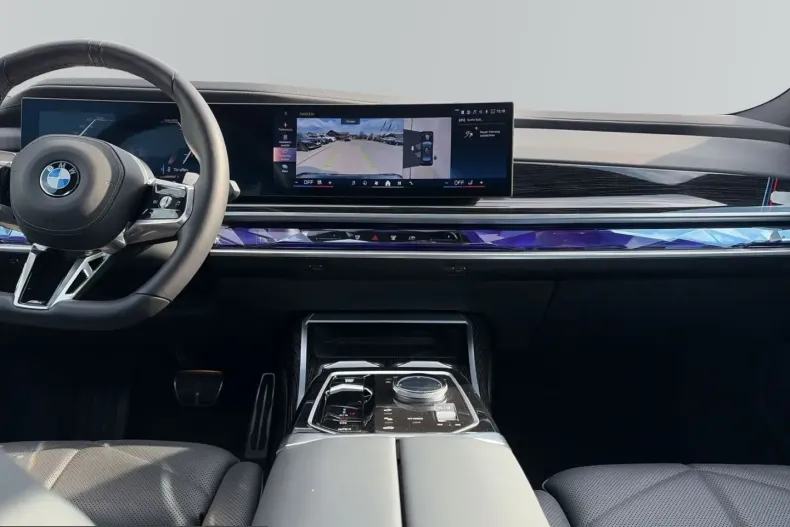 BMW 740 (Seria 7) din 2025 cu 26.135 km - oferta BMW206083 - foto 12